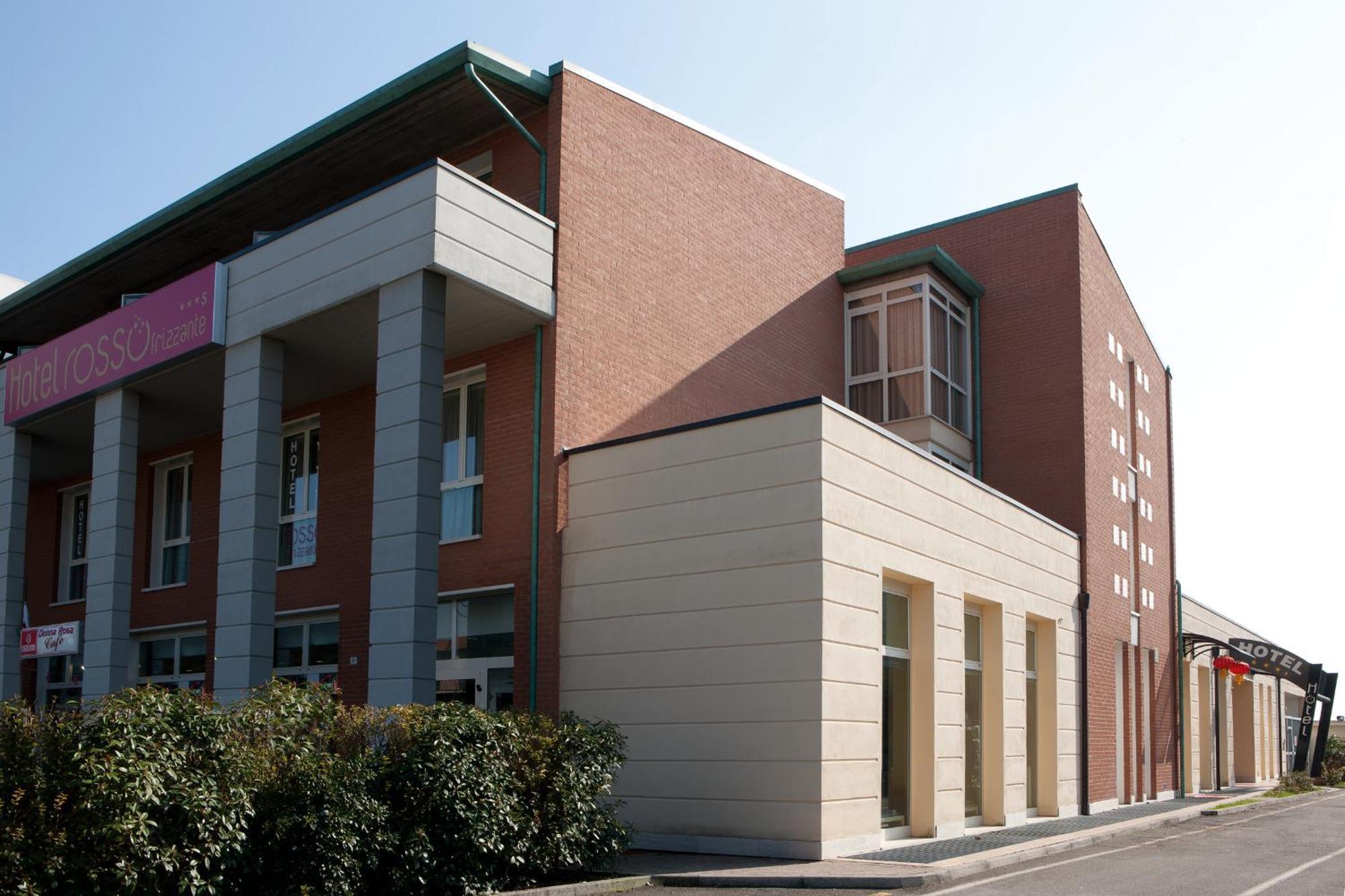 Rosso Frizzante Hotel Sorbara Ngoại thất bức ảnh