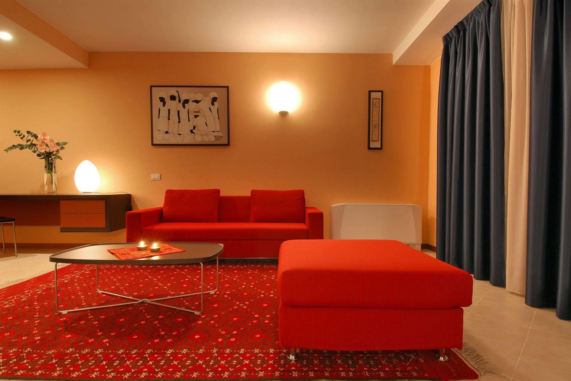 Rosso Frizzante Hotel Sorbara Ngoại thất bức ảnh