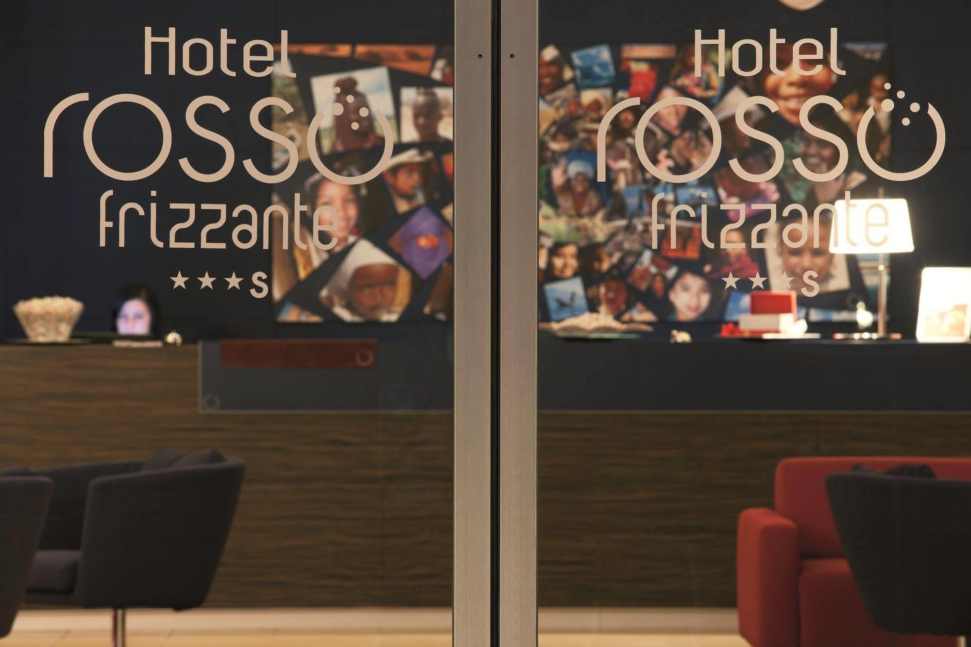 Rosso Frizzante Hotel Sorbara Ngoại thất bức ảnh